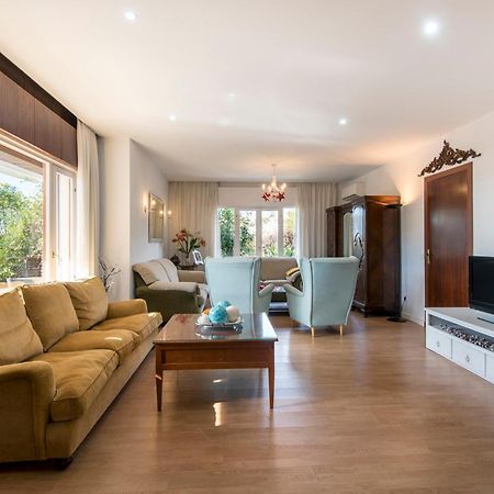 Queen Of The Ocean Villa: Stately Style House With Pool Malaga Bagian luar foto