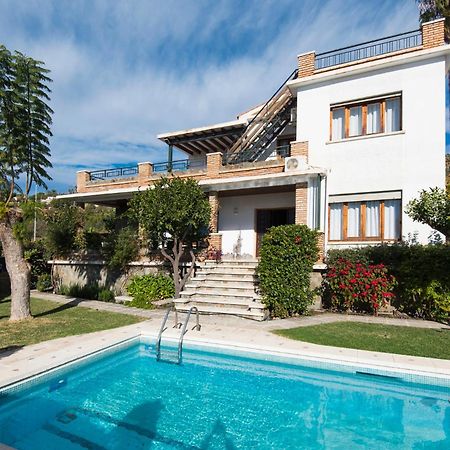 Queen Of The Ocean Villa: Stately Style House With Pool Malaga Bagian luar foto
