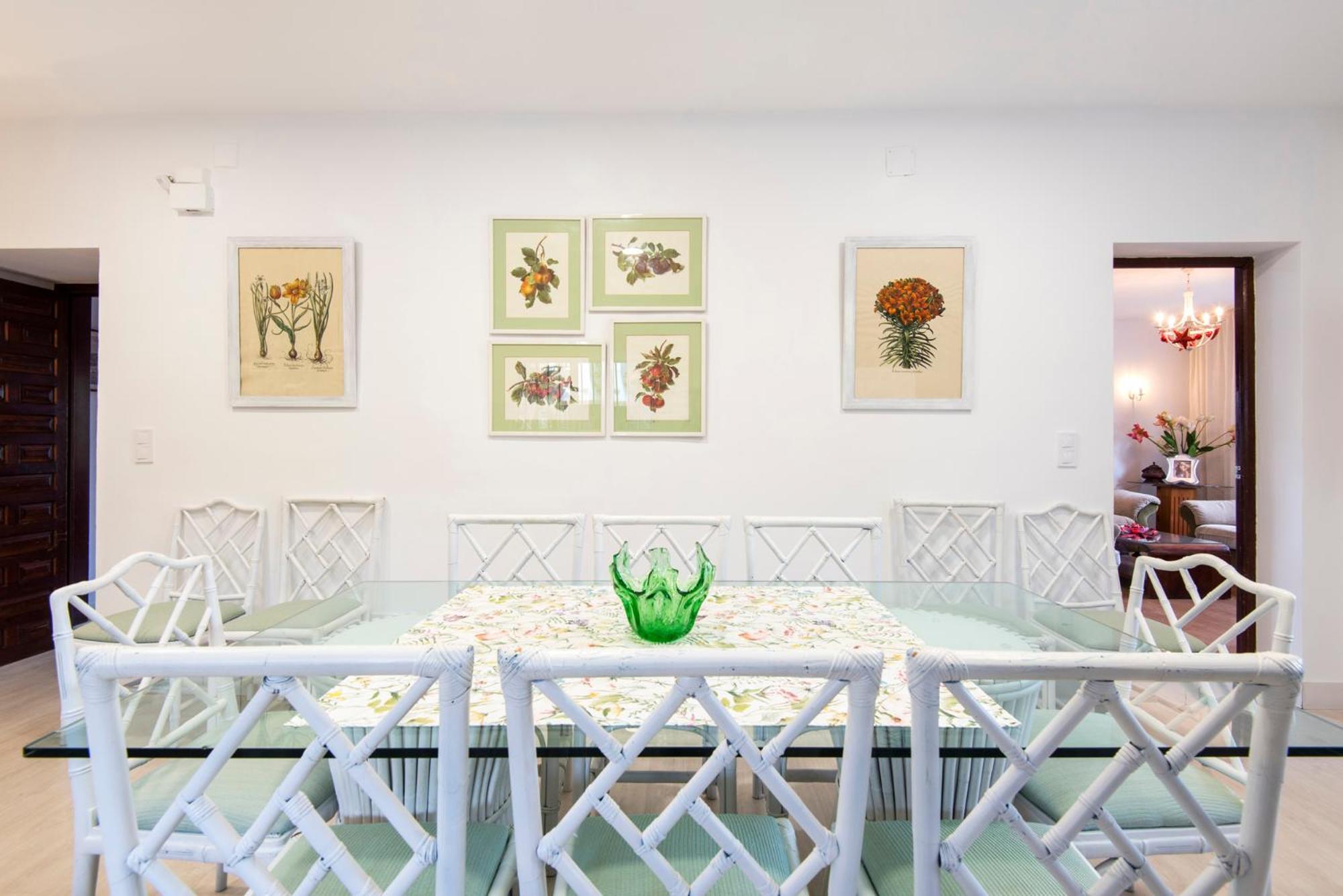 Queen Of The Ocean Villa: Stately Style House With Pool Malaga Bagian luar foto