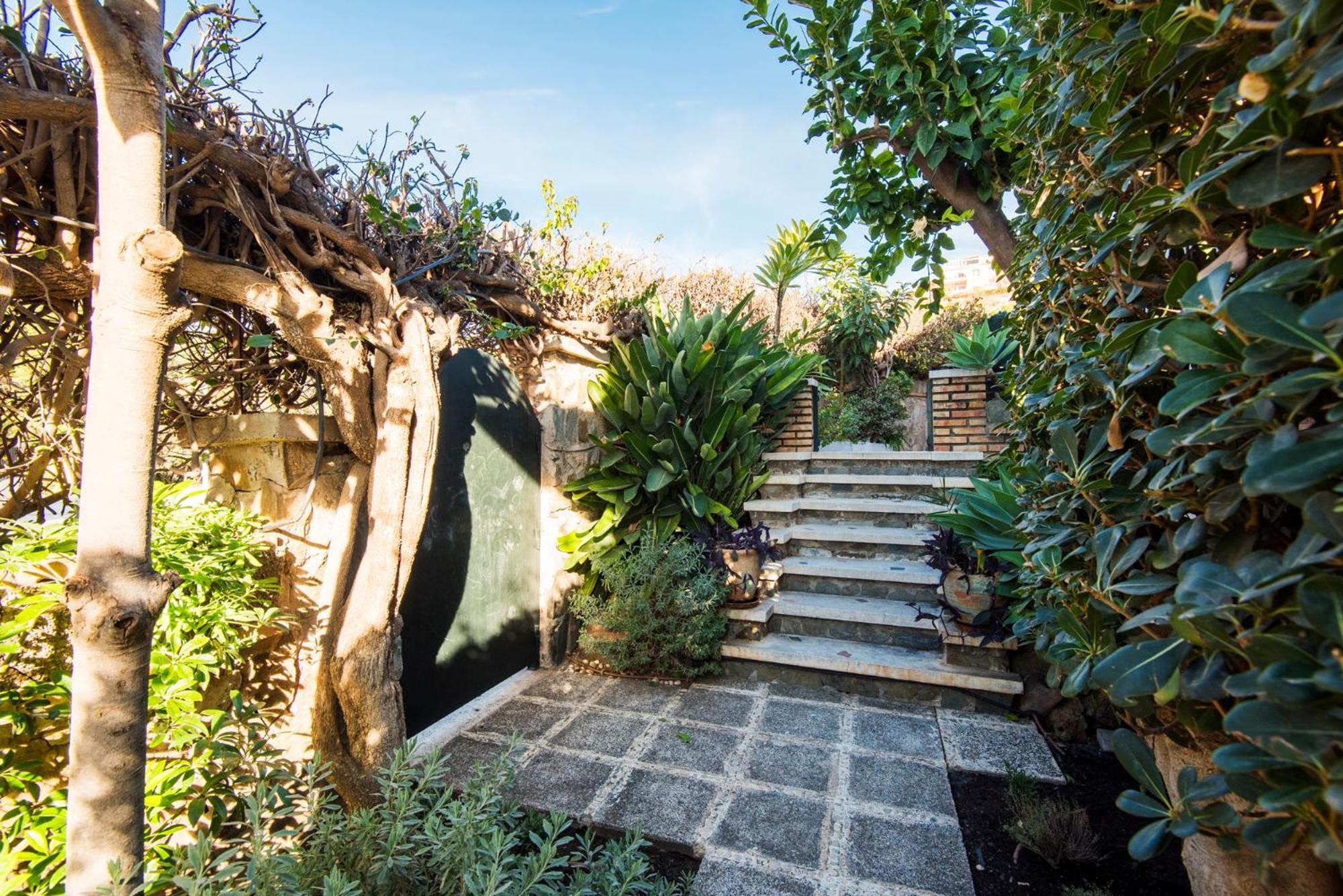 Queen Of The Ocean Villa: Stately Style House With Pool Malaga Bagian luar foto