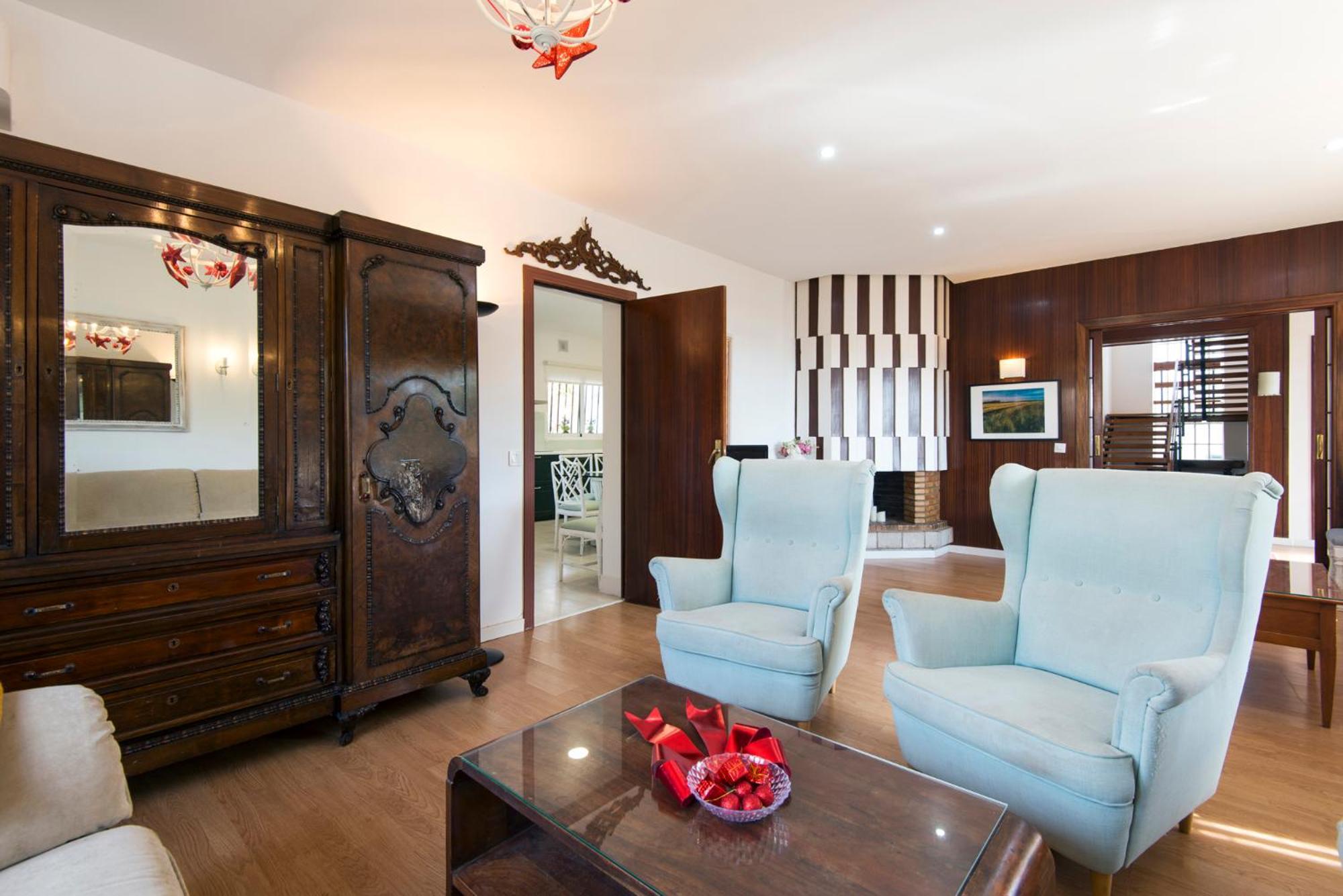 Queen Of The Ocean Villa: Stately Style House With Pool Malaga Bagian luar foto
