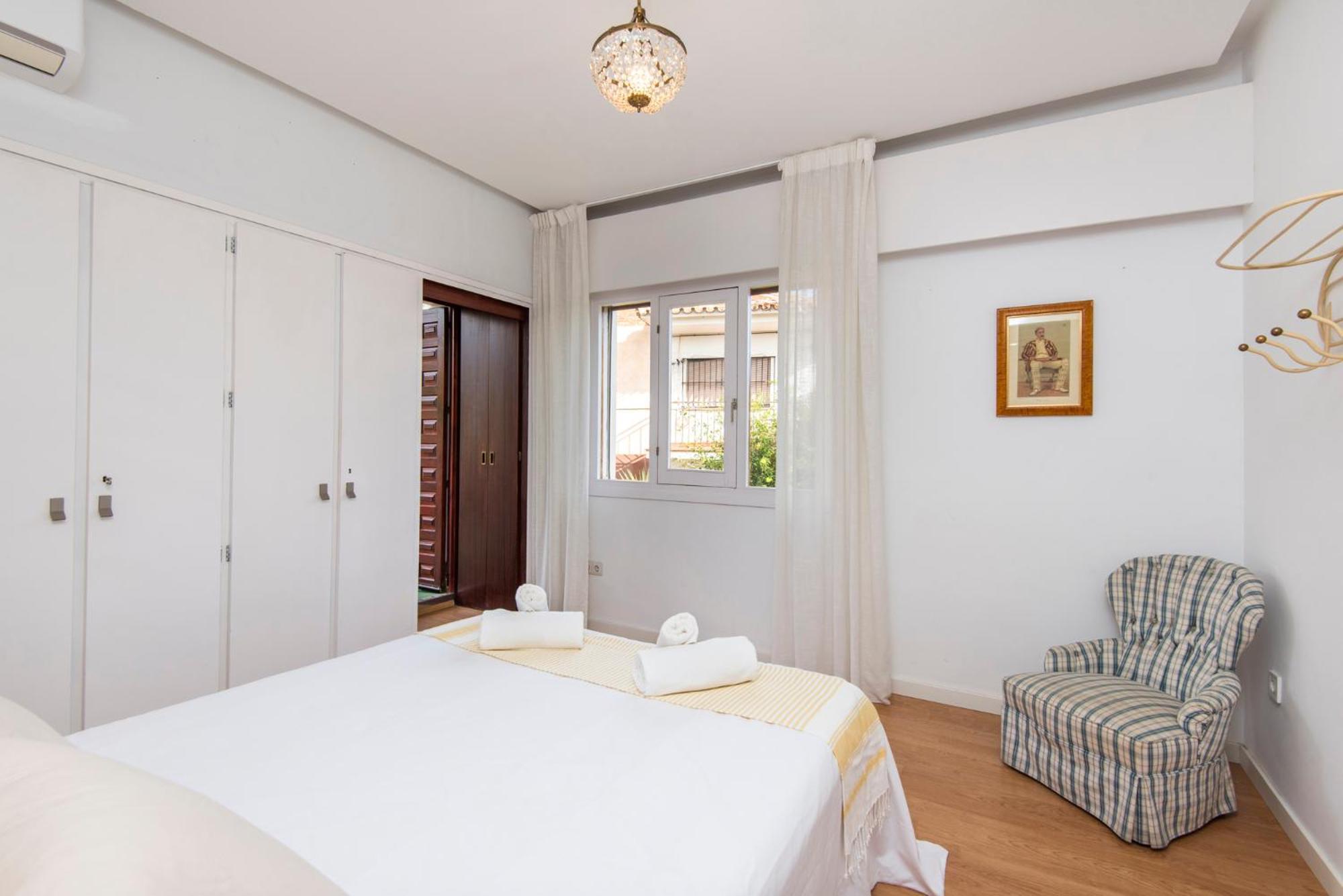 Queen Of The Ocean Villa: Stately Style House With Pool Malaga Bagian luar foto
