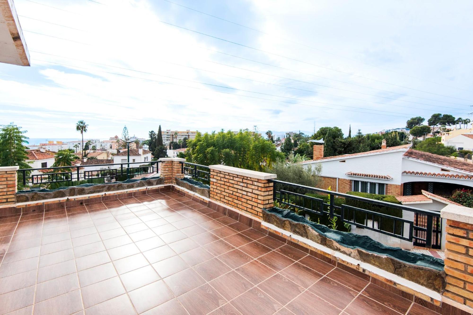 Queen Of The Ocean Villa: Stately Style House With Pool Malaga Bagian luar foto